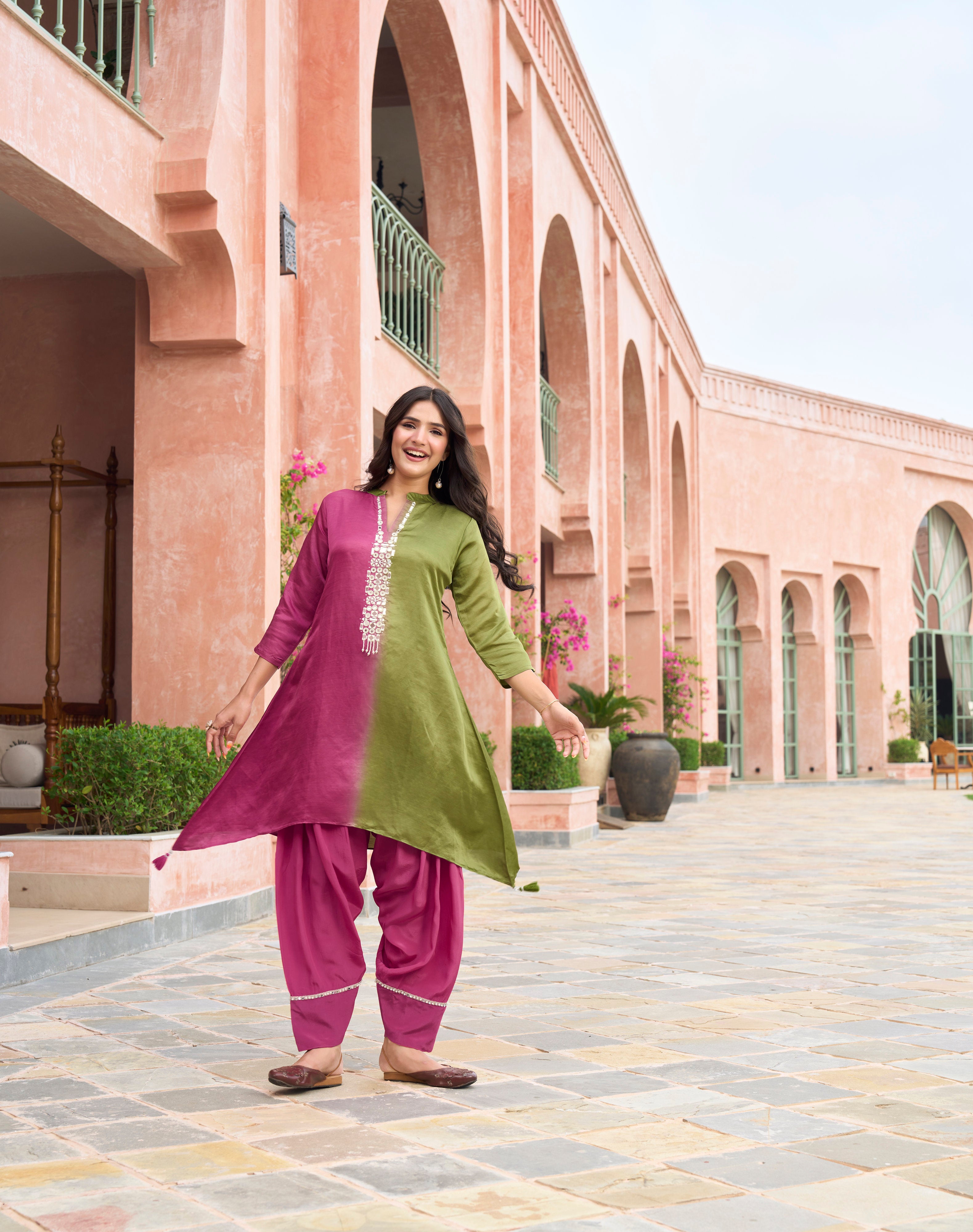 DUAL CHIC FARSI SET