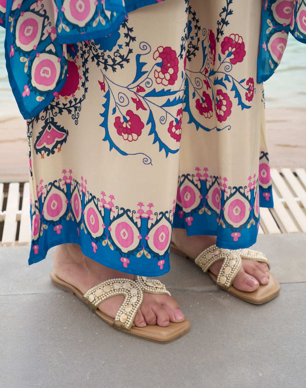 IVORY FLORAL KAFTAN SET