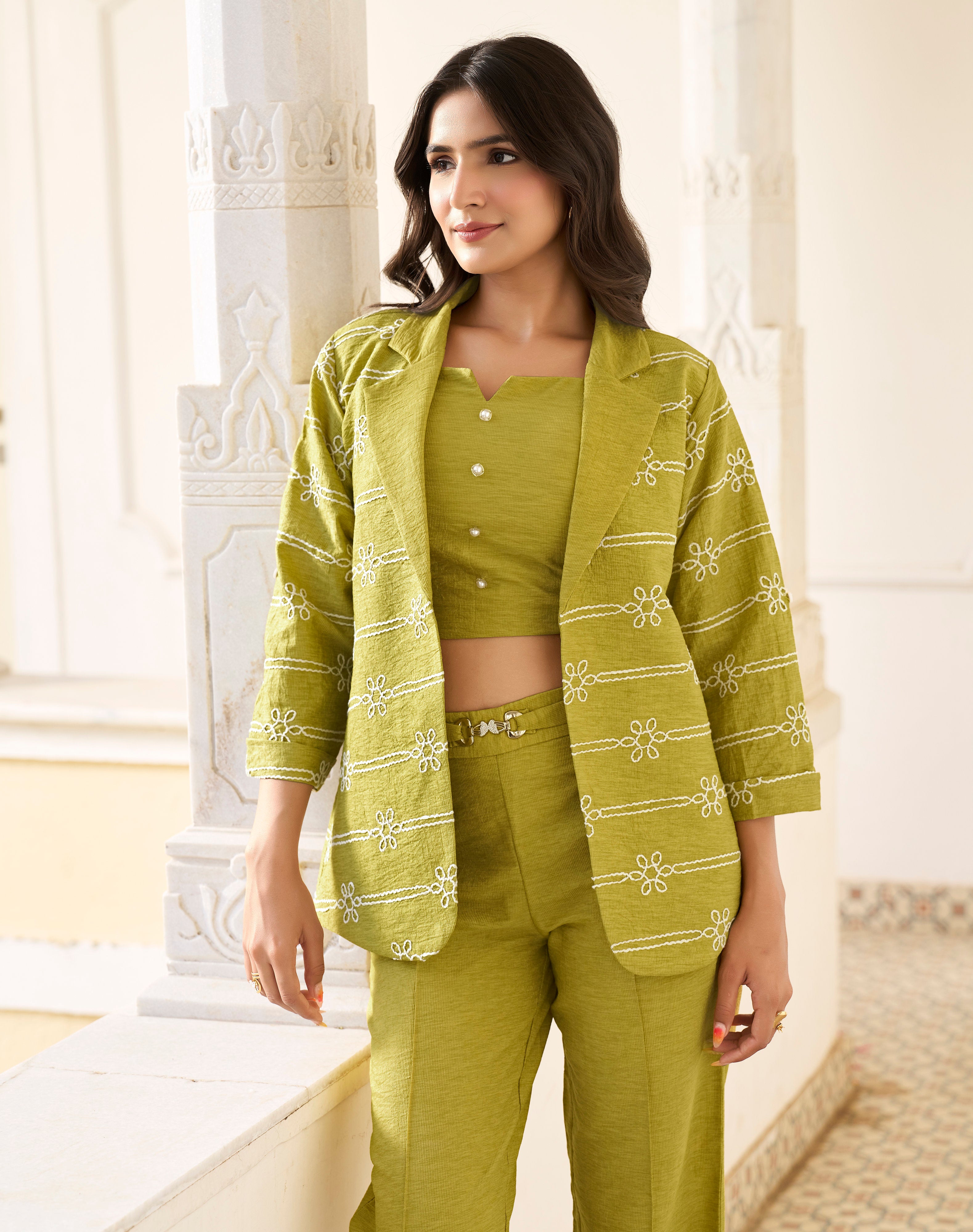 STATEMENT BLAZER CO-ORD SET