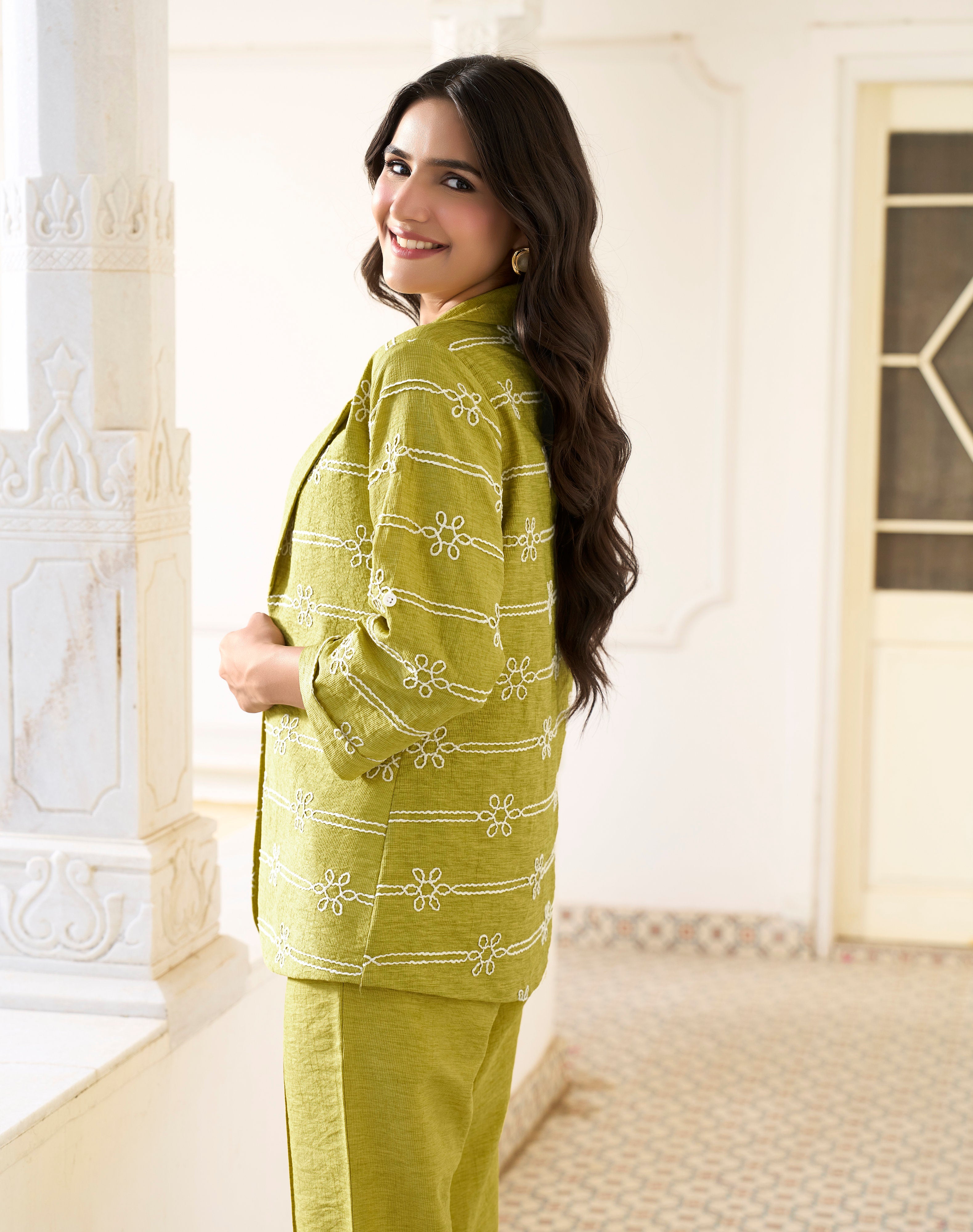 STATEMENT BLAZER CO-ORD SET