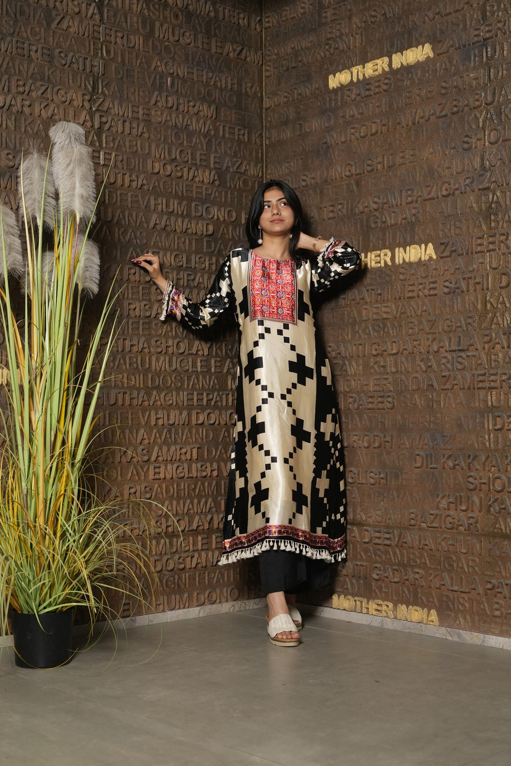Monochrome Jashn Printed Ensemble