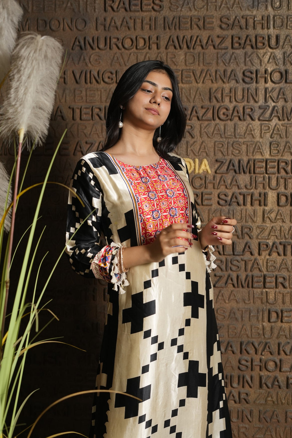 Monochrome Jashn Printed Ensemble