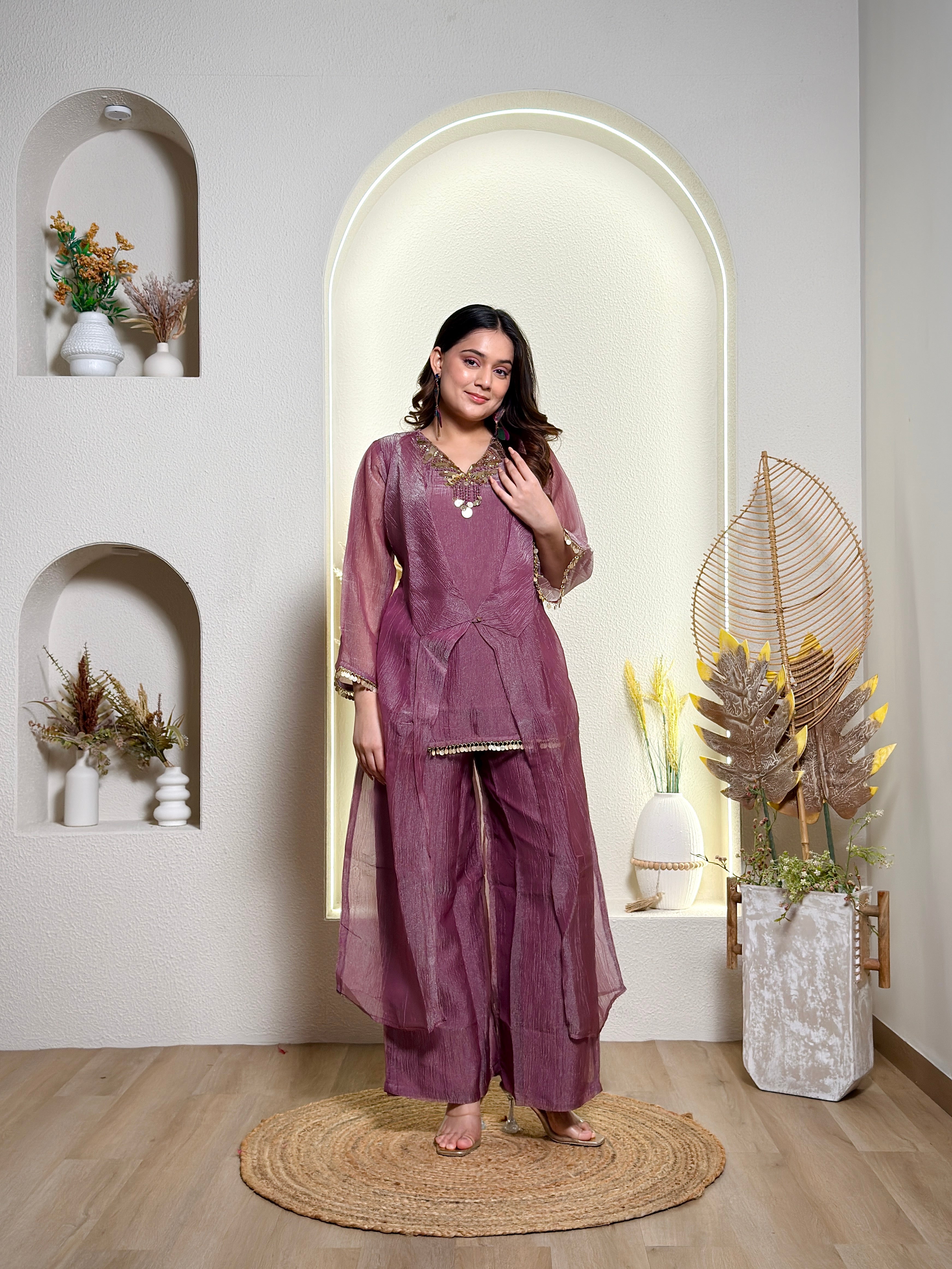 Mauve Aura Ethnic Set