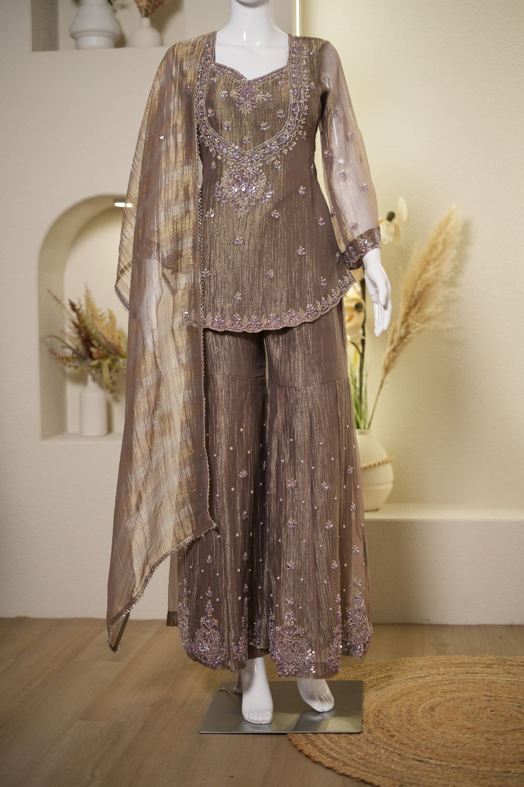 Mehfil Embroidered Kurta Set
