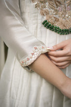 ELEGANT IVORY EMBROIDERED A-LINE ETHNIC SET